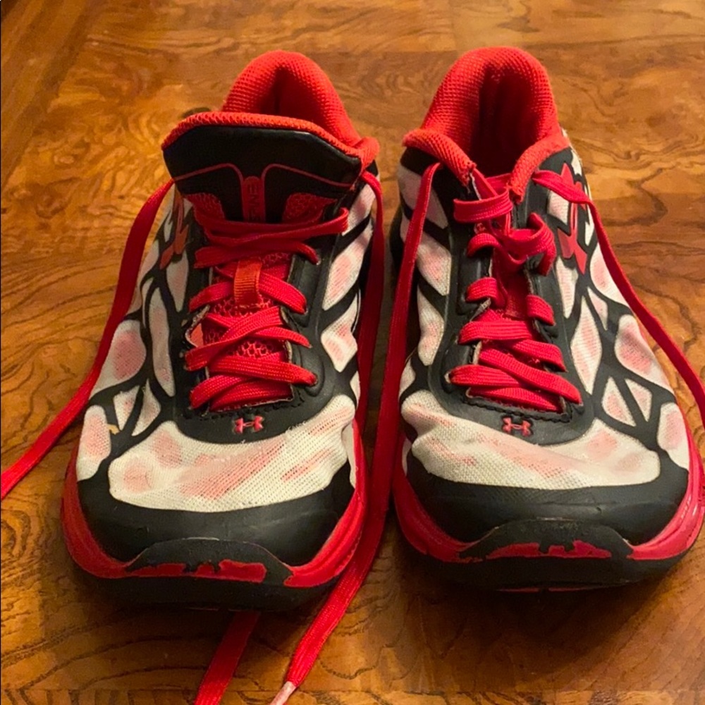 Boys Under Armor shoes